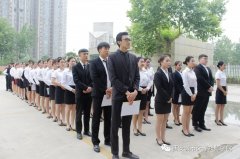 都说就业难，请看这届学生！