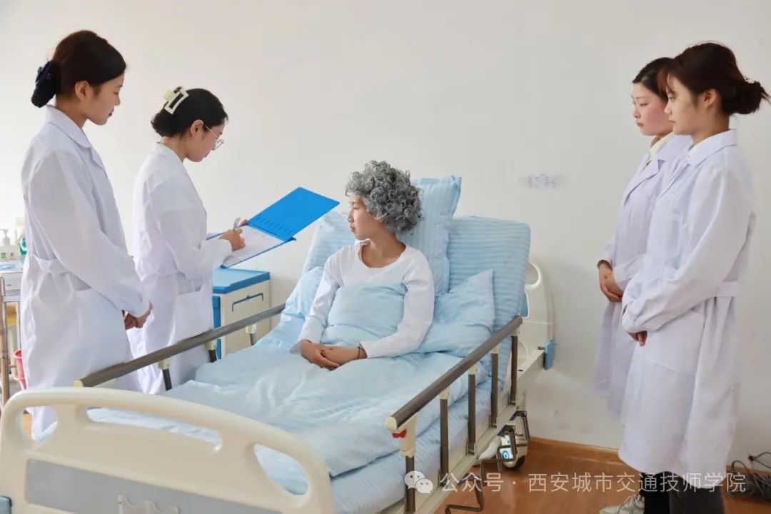 <b>特色专业｜健康服务与管理、健身指导与管</b>